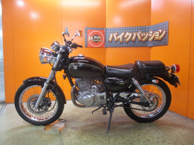 反対側もこの通り状態グッド！ビギナーでも安心の純正フルノーマル車両！冗談抜きの早い者勝ちの一台！